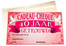 cadeaucheque 40 Getrouwd 34,5 cm papier roze