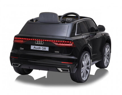 ride-on Audi Q8 Junior Zwart