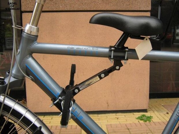fietszitje voor op buis herenfiets zwart