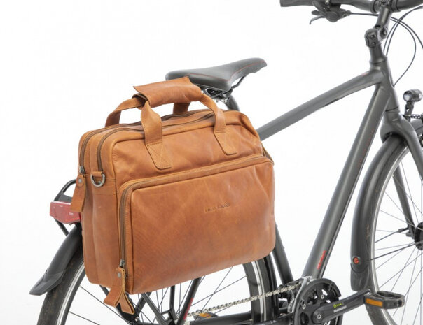 fietstas laptop Cali 40 x 31 cm 17 liter leer bruin