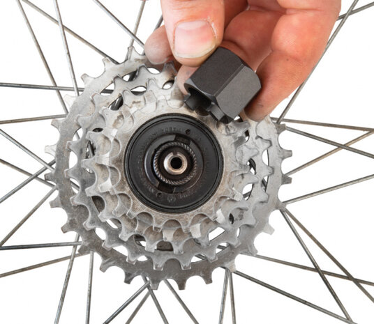 freewheelafnemer FR-2 Suntour 25 mm staal zwart