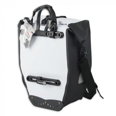 pakaftas Rocky XL 25 liter wit