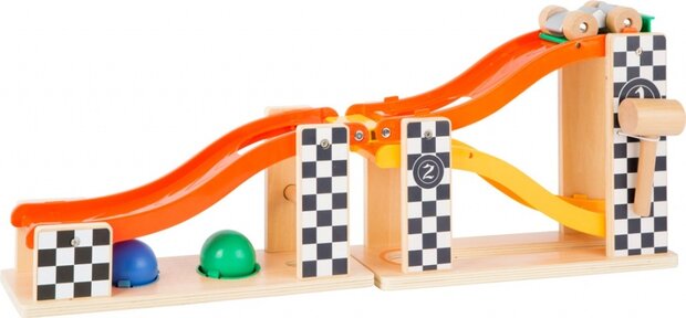 houten hamerbank met racebaan