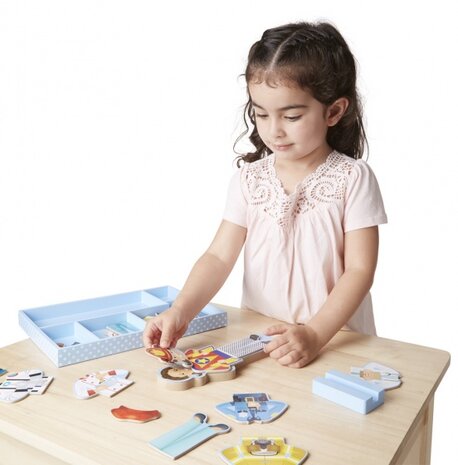 Houten aankleedpop Julia 24-delig