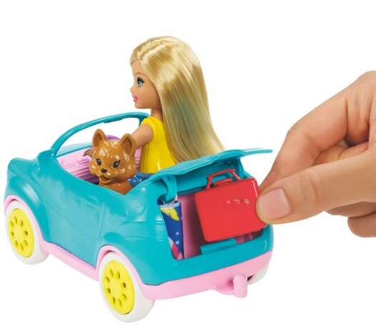Club Chelsea cabriolet met caravan meisjes