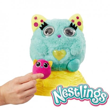 Nestlings interactieve verzorgingsknuffel groenblauw