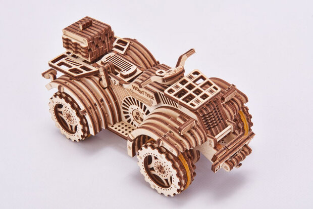 model quad hout 18 x 10 cm