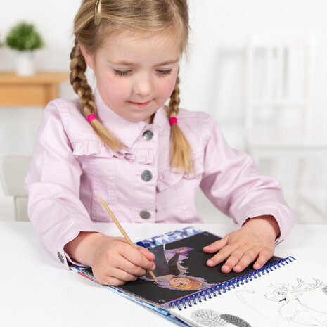 kleurboek Frozen junior 21 x 23,5 cm blauw 24-delig