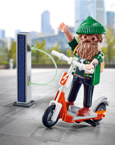Special Plus - Hipster met e-scooter (70873)