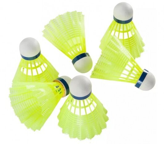 Yonex