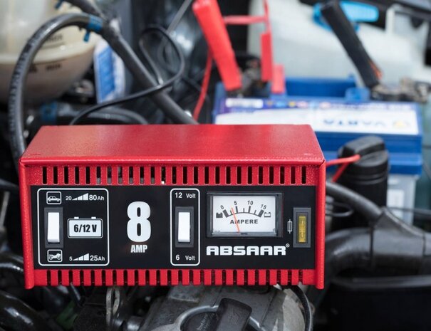 acculader 6/12 Volt 20-80 Ah 7,5 Amp&egrave;re rood