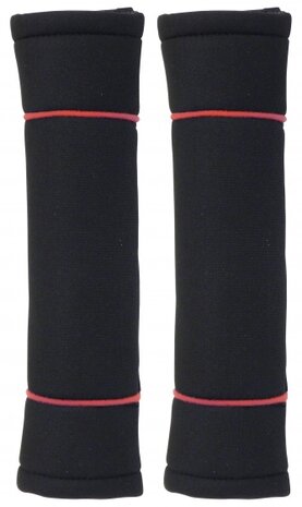 gordelhoezen Classic zwart met rode bies 2 stuks