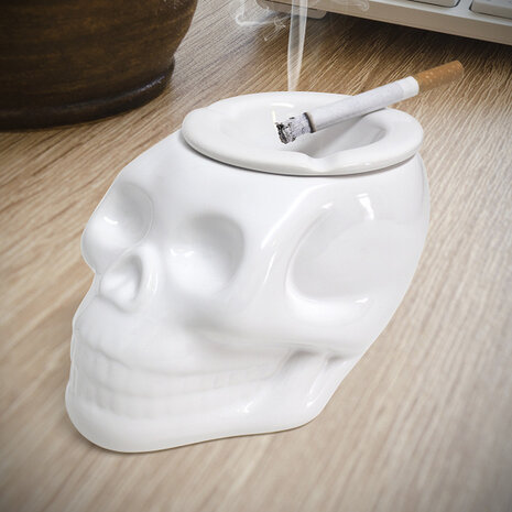 asbak Skully 10 x 13,5 cm keramiek wit