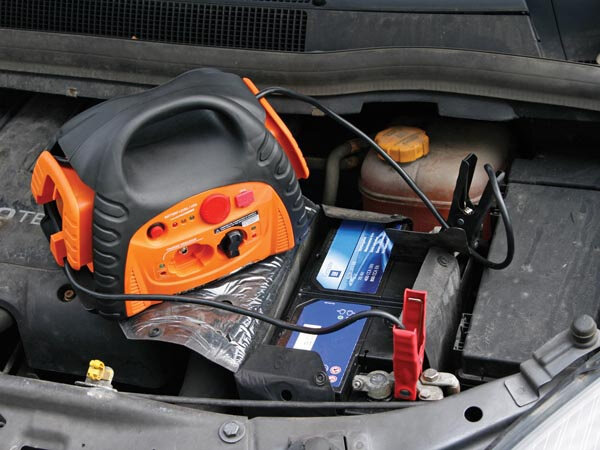 jumpstarter/lader Ajus7 29 x 18,5 cm 250A oranje/zwart