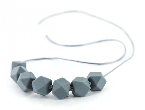 bijtketting Kola Cubes&nbsp;75 cm donkergrijs