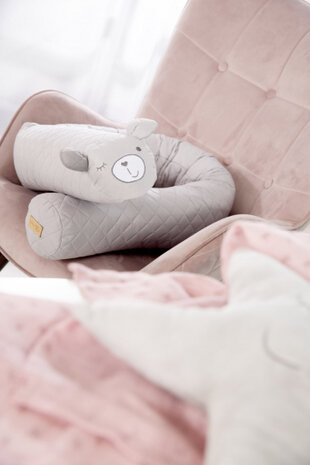 voedingskussen Sammy 170 cm polyester grijs