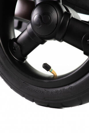 kinderwagen wielen Air Wheels rubber zwart 12-delig