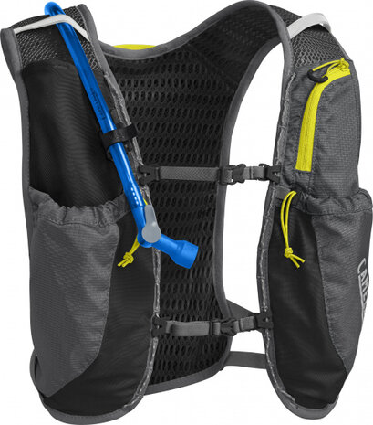 drinkrugzak Circuit 1,5 liter 34 x 23 cm nylon zwart