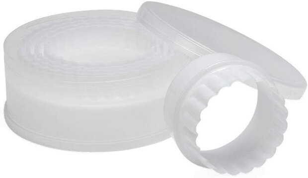 set uitsteekvormen rond 5,5 tot 9,5 cm wit 5-delig
