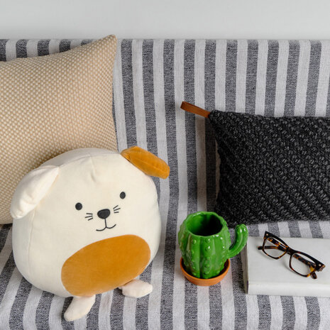 kussen Woof! 29 x 25 cm polyester wit/oranje