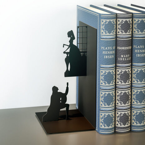 Boekensteun Romeo &amp; Juliet 17 cm metaal zwart