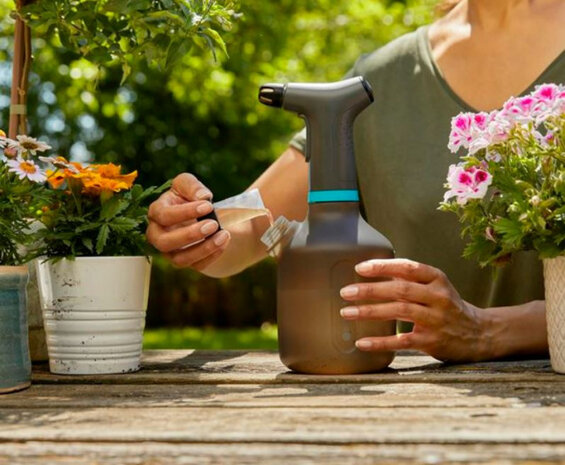 plantenspuit EasyPump 1 liter zwart