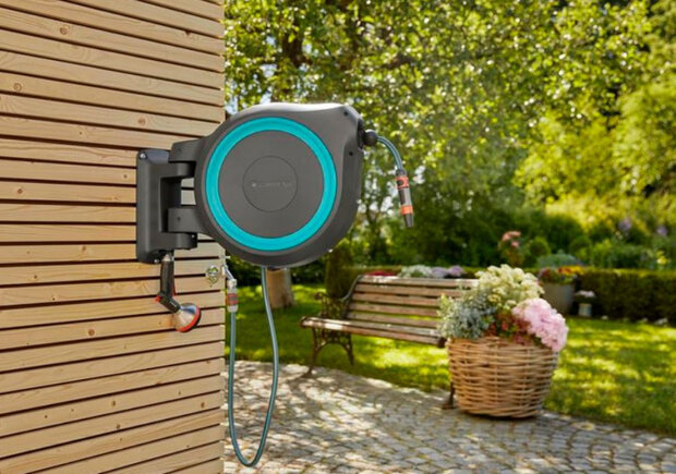 wandslangenbox met tuinslang 25 meter zwart/blauw