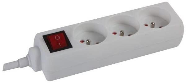 stekkerdoos 230V 3500W penaarde 3 meter wit