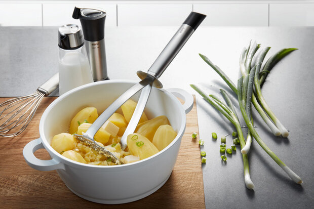 aardappelstamper 28,8 cm RVS zilver/zwart