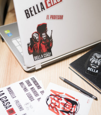 gadgetstickers La Casa De Papel zwart/rood 32 stuks