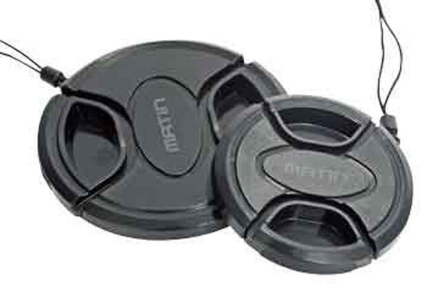 frontlensdop met elastiek M-6281 82 mm zwart