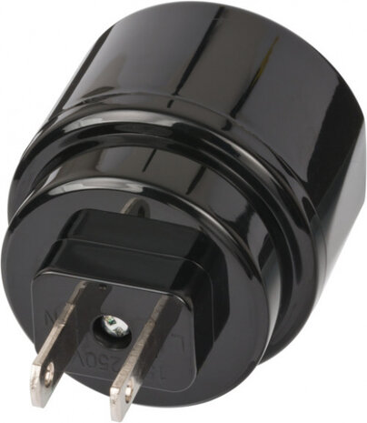 reisadapter type C 5 x 7 cm IP20 zwart