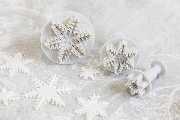 uitsteekvormen sneeuwvlok 25-40-55 mm wit 3 stuks