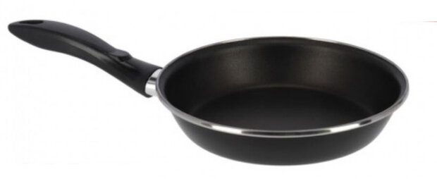 koekenpan 22 cm staal zwart