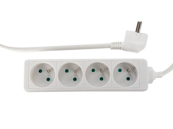 stekkerdoos 4-voudig penaarde 230V/3500W 5 meter wit