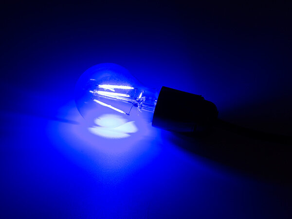 ledlamp feestslinger A60 E27 4W 10,5 cm glas 4-delig