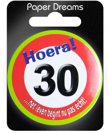 button Hoera! 30 5,5 cm staal rood/wit