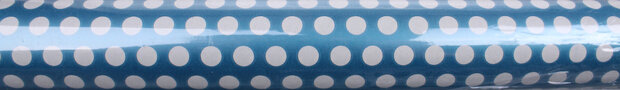 cadeaupapier metallic stippen 70 x 200 cm blauw/wit