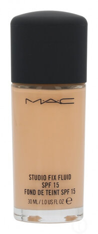 foundation Studio Fix Fluid SPF15 30 ml NC25 naturel