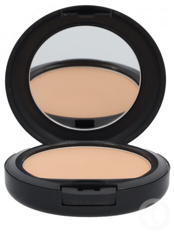 foundation Studio Fix Powder Plus 15 gram C4 naturel