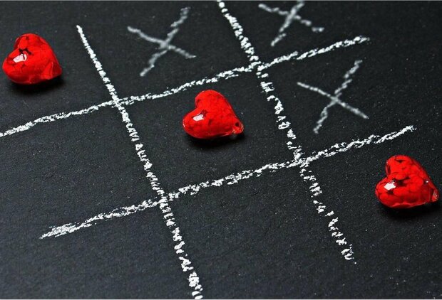 Liefde in een Spel op Puzzel - Hartjes - 252 Stukjes
