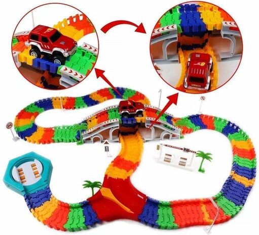 Magic Traxx flex racebaan multicolor, 192 delig, met zelfrijdende auto.